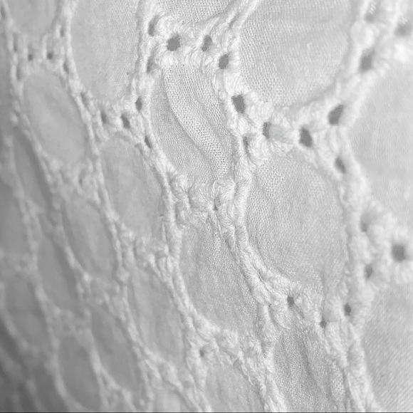 Leyla White Embroidered Shorts - Picture 5 of 7